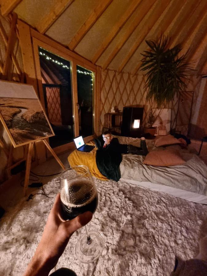 Jurty Glamping Hotel Gostynin Luaran gambar