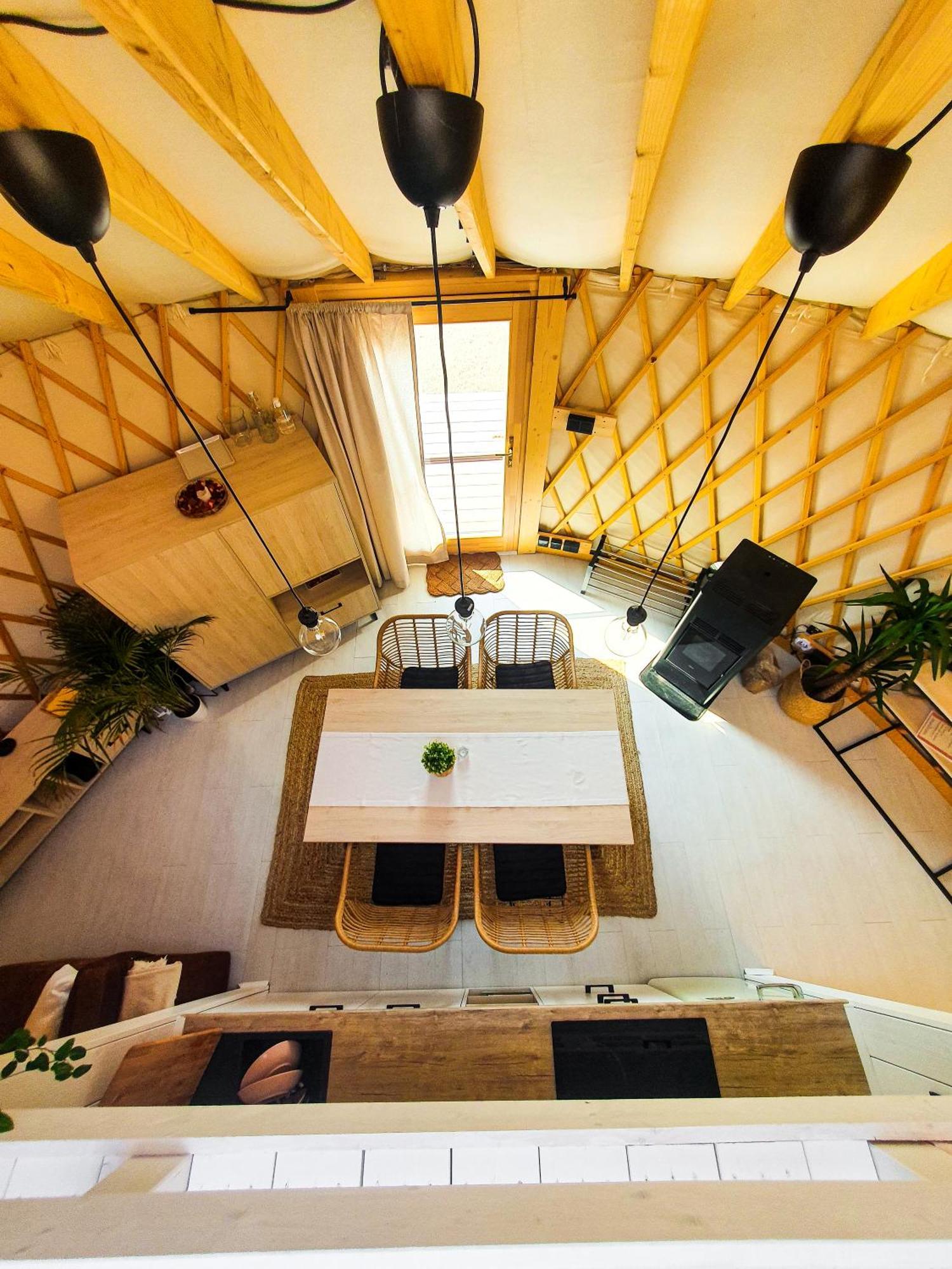 Jurty Glamping Hotel Gostynin Luaran gambar