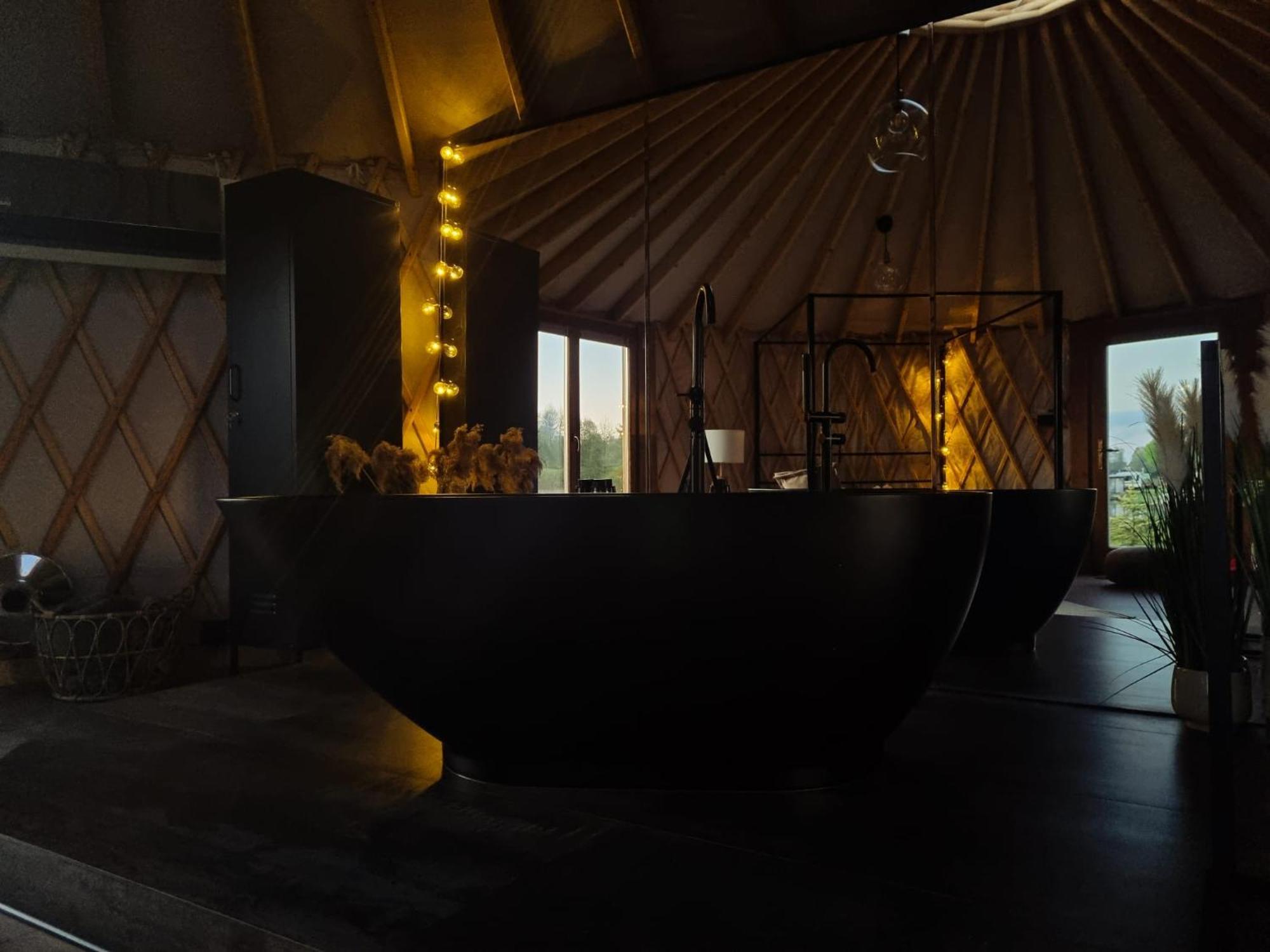 Jurty Glamping Hotel Gostynin Luaran gambar