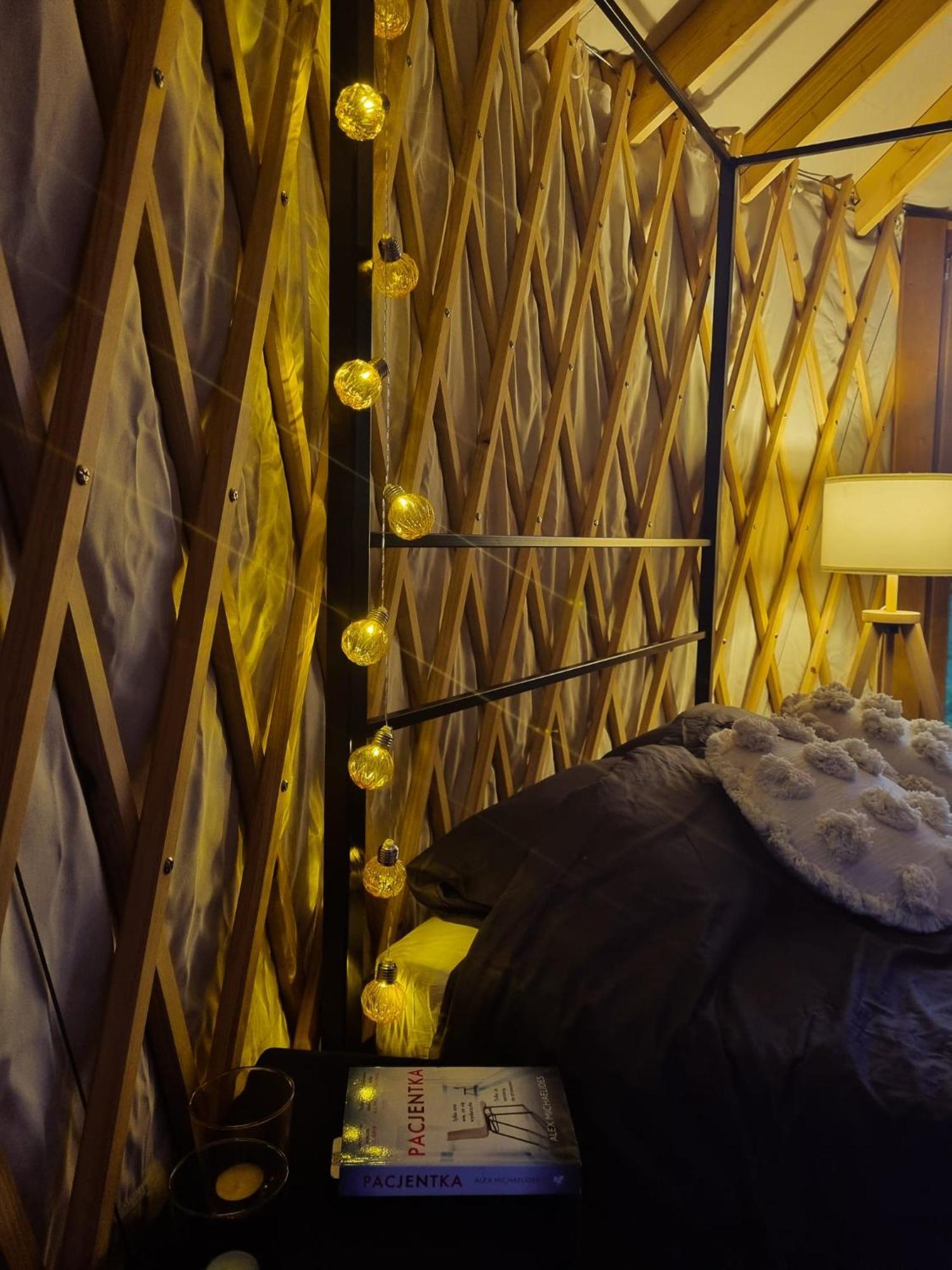 Jurty Glamping Hotel Gostynin Luaran gambar